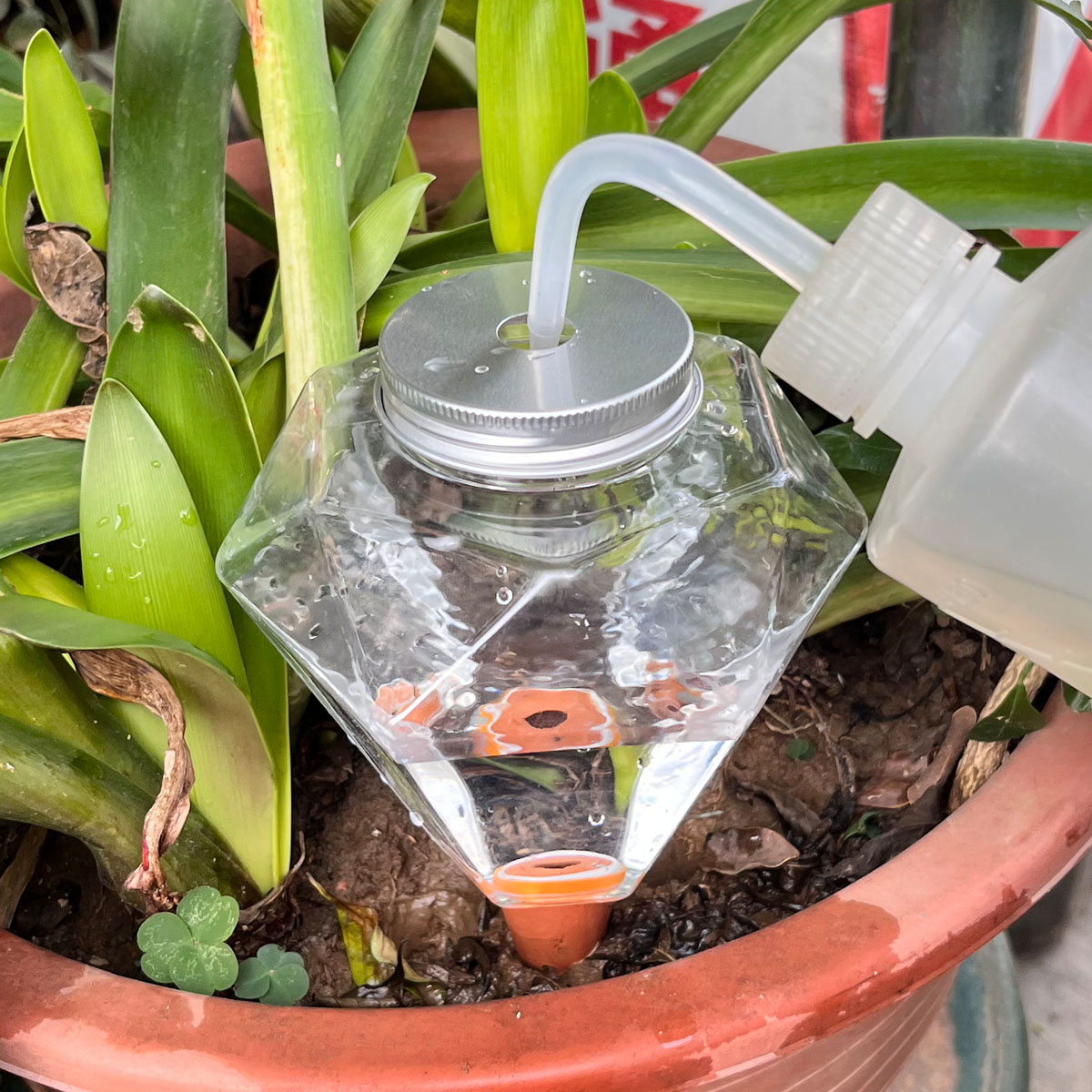 1pcs Cute Plastic Watering Mac - огляд і ціна Automatic Plant Waterer